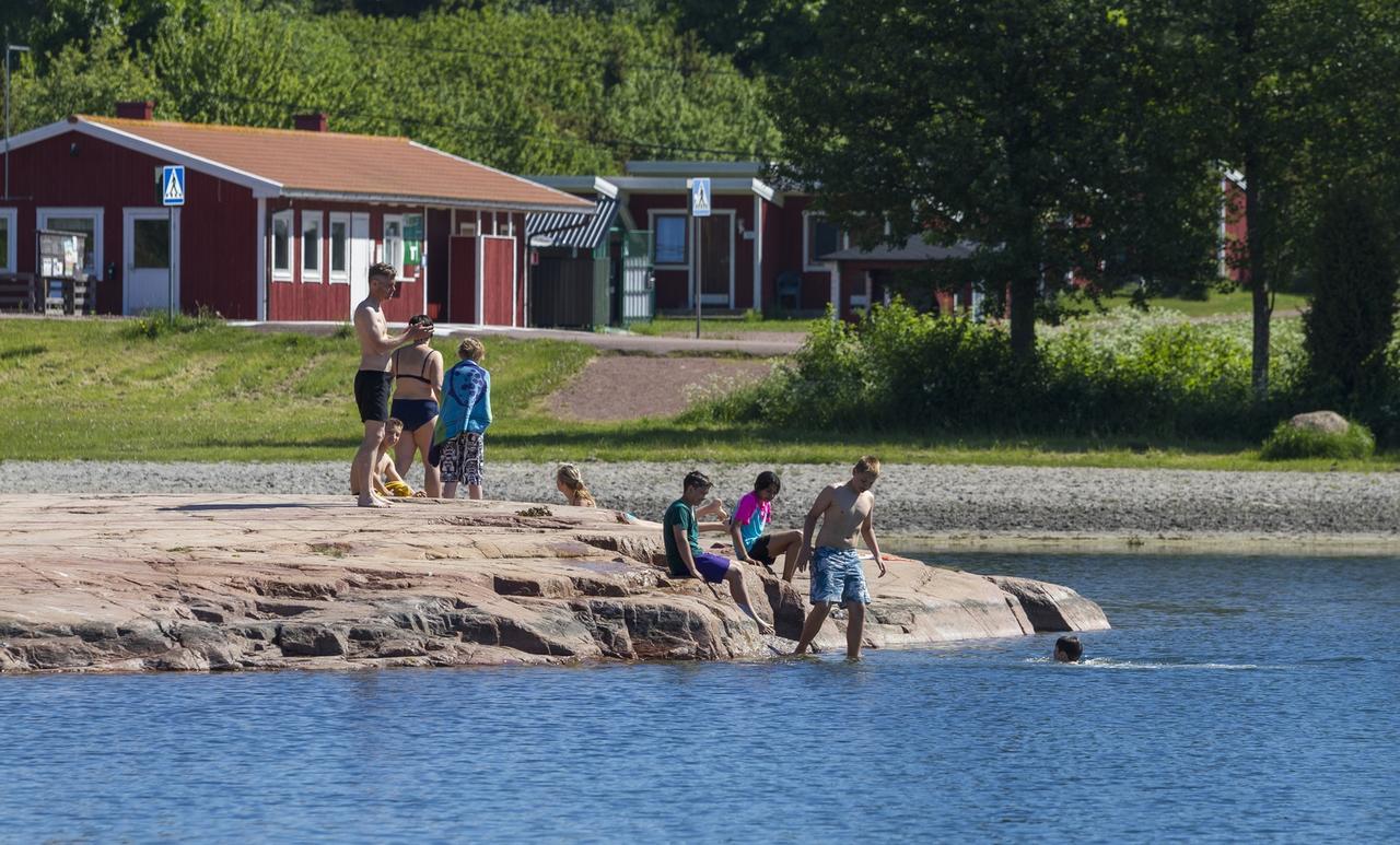 Karingsund Resort Camping Eckero Exterior foto